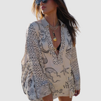 Conjunto elegante de dos piezas Olivia™ | Camisa con cuello en V y shorts con cintura elástica