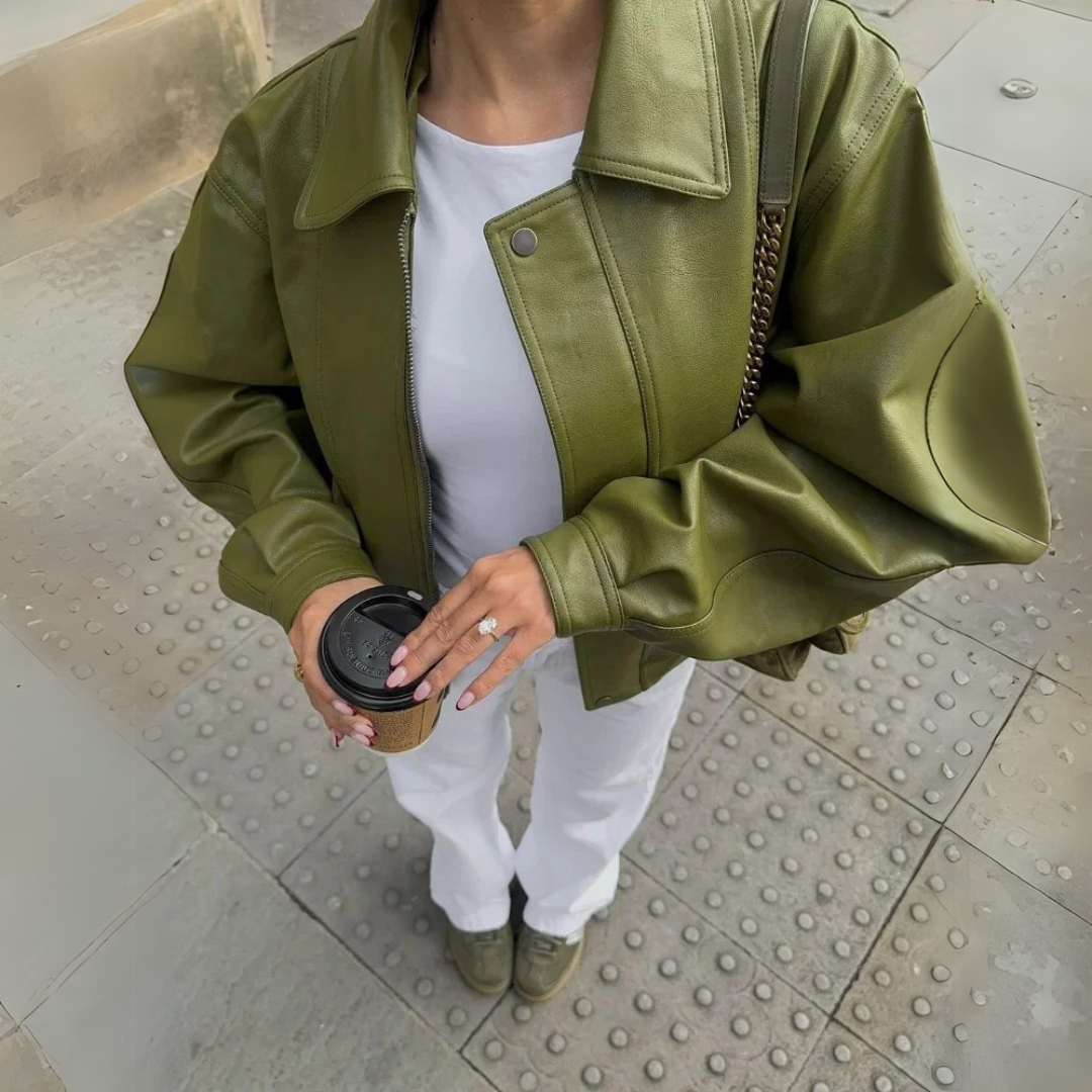 Ava – Chaqueta de cuero sintético extragrande