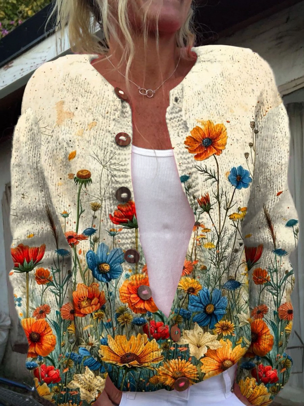 Cárdigan con botones y estampado floral vintage