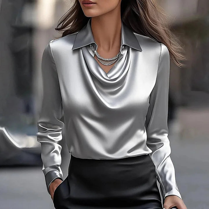 Joyce | Elegante blusa de satén con cuello en V