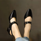 Divina – Zapatos de tacón grueso con pulsera elegante