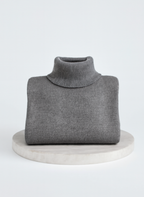 Liv | Jersey de cuello alto largo y elegante