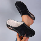 Zapatillas ortopédicas con comodidad diaria y estilo atemporal para el hogar