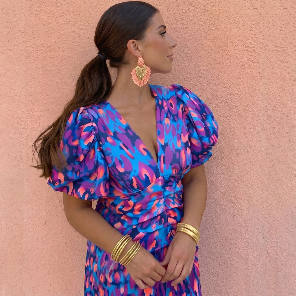 Tora™ | Vestido con mangas plisadas