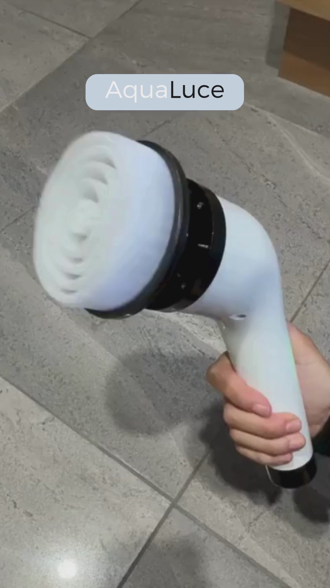Cepillo de Limpieza Eléctrico AquaLuce™