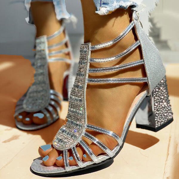 Blaze – Tacones con Tiras de Cristal Radiante