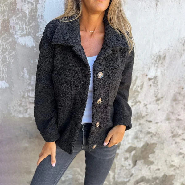Iris™ | Chaqueta corta de lana con solapas